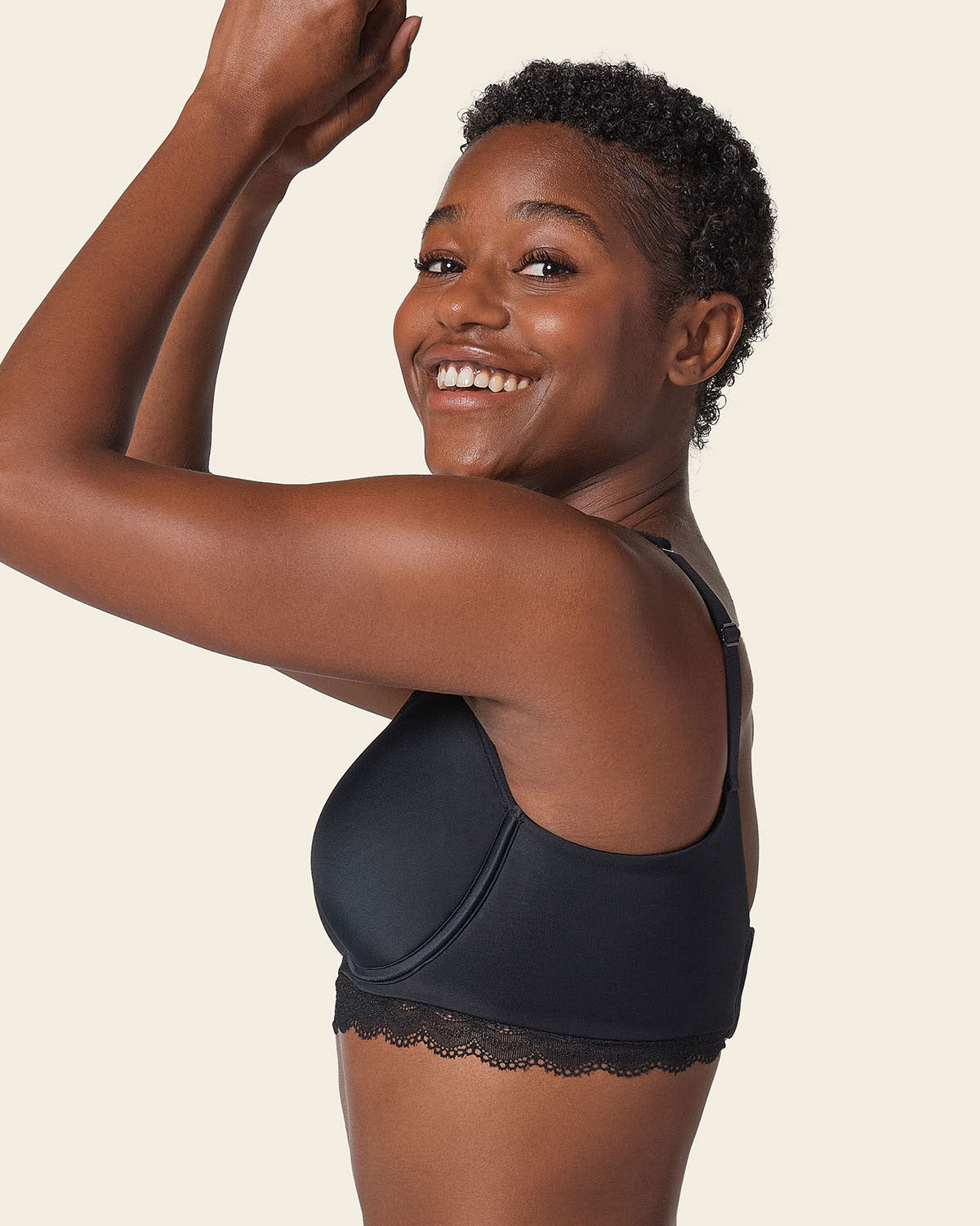 Formless™ Deep Coverage Soft Lightly-Lined Lace Underwire Bra