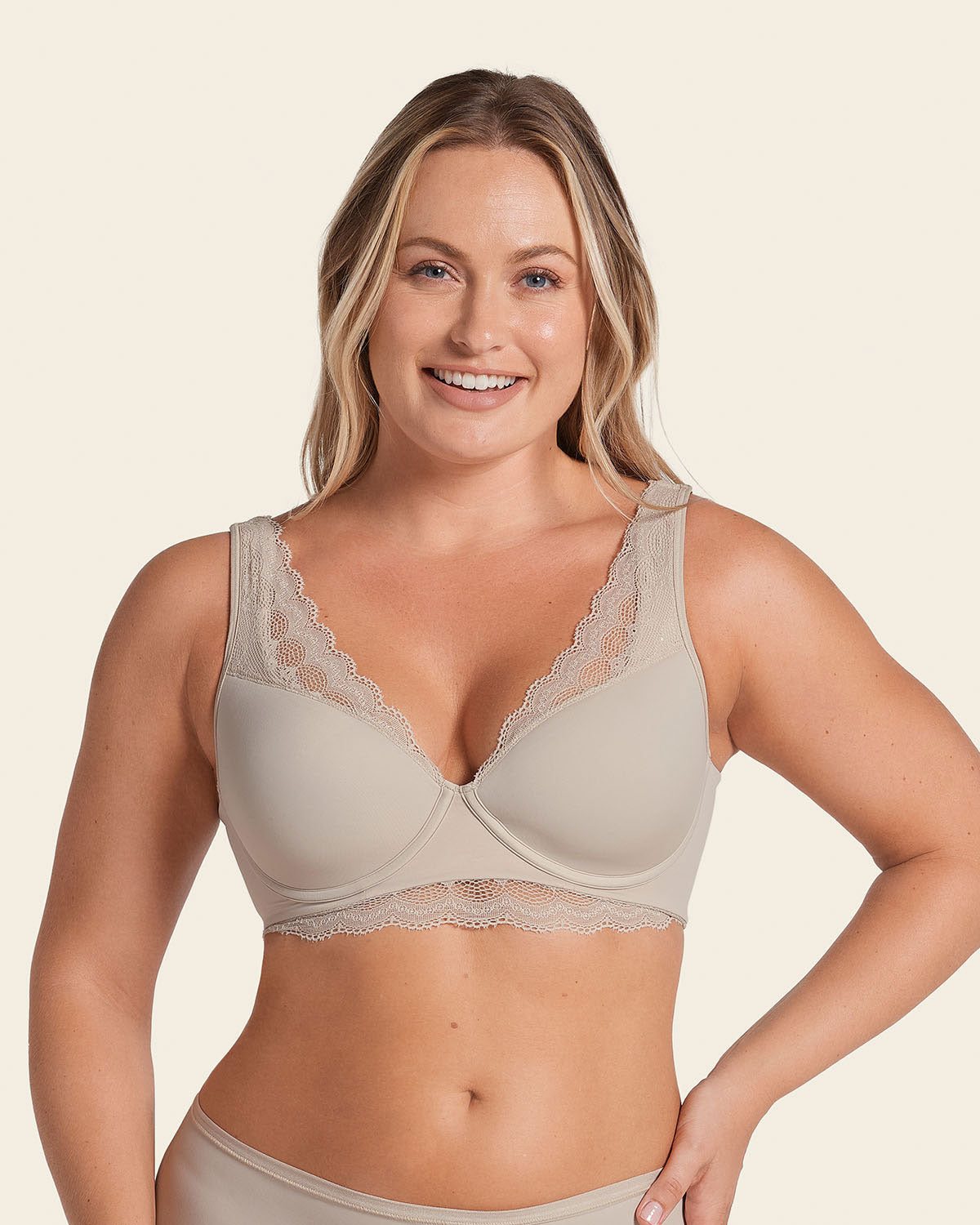 Formless™ Deep Coverage Soft Lightly-Lined Lace Underwire Bra