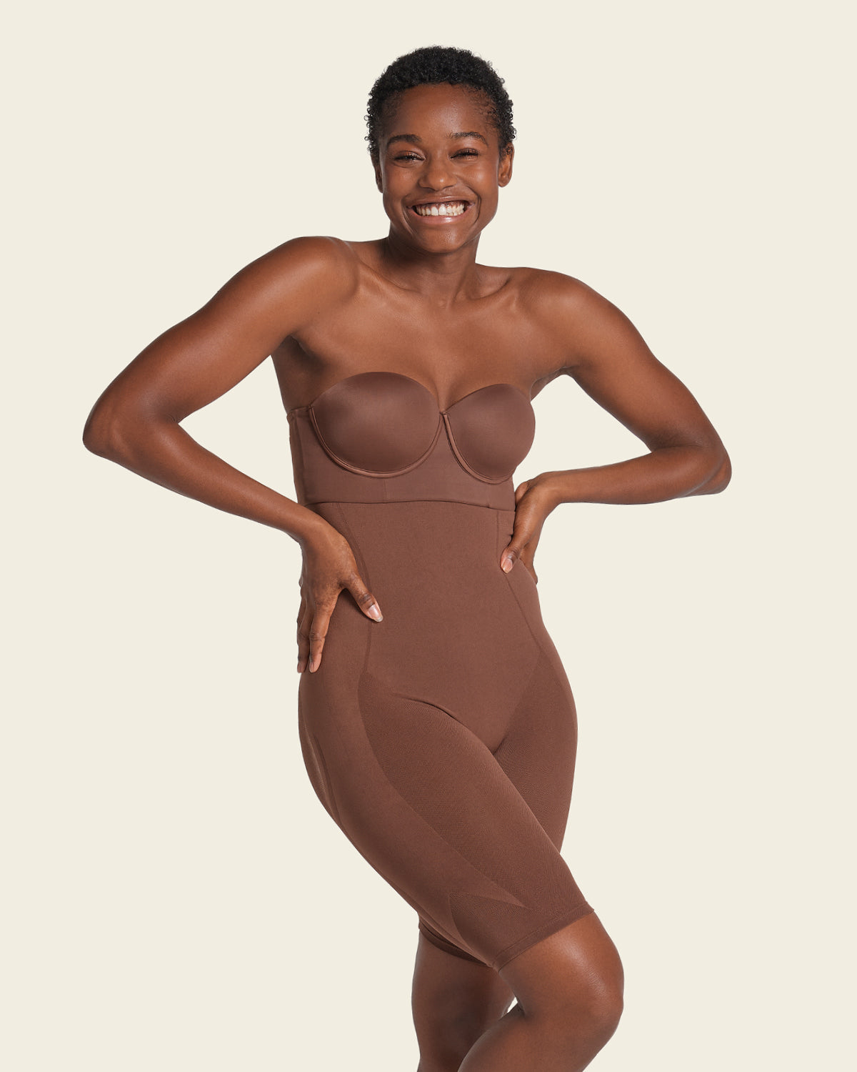 Formless™ Invisible Extra High-Waisted Shaper Short