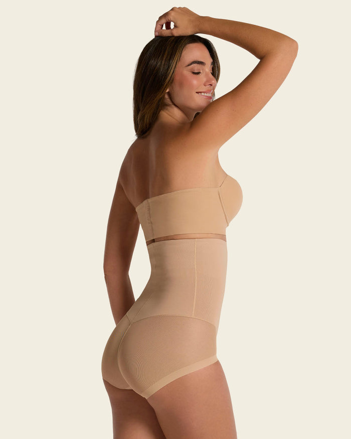 Formless™ Extra High-Waisted Sheer Bottom Sculpting Shaper Panty