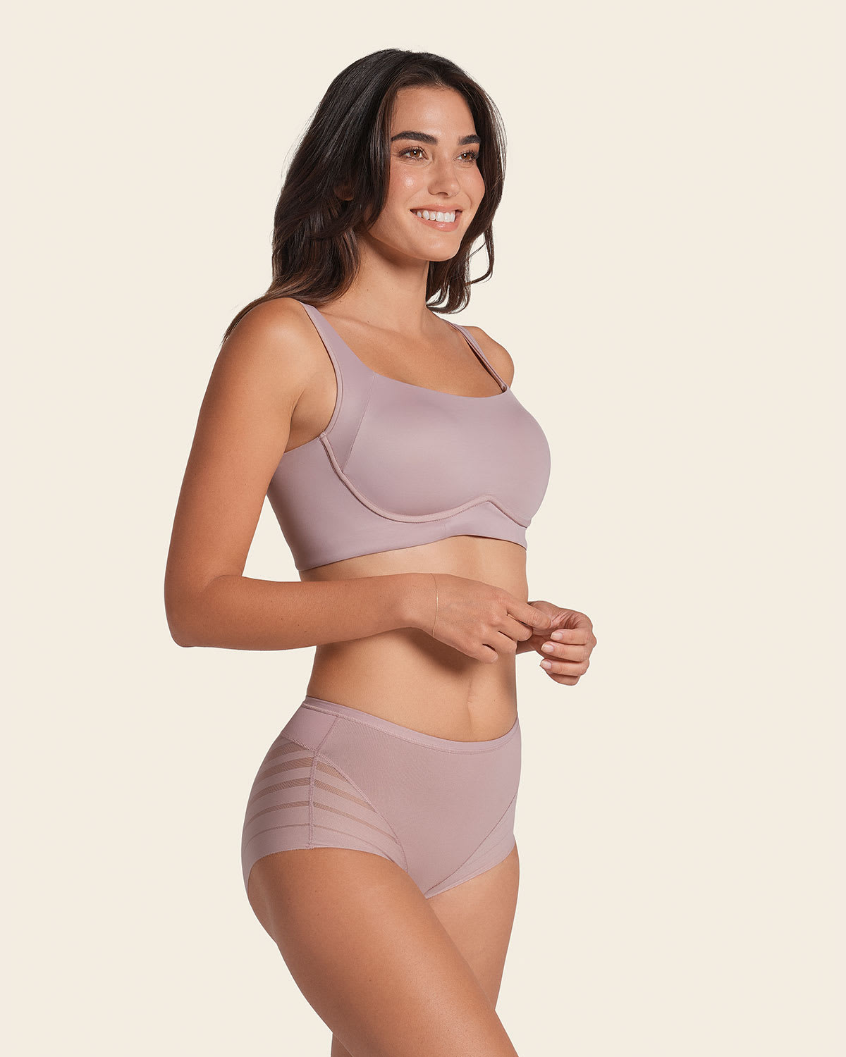 Formless™ Lace Classic Shaper Panty
