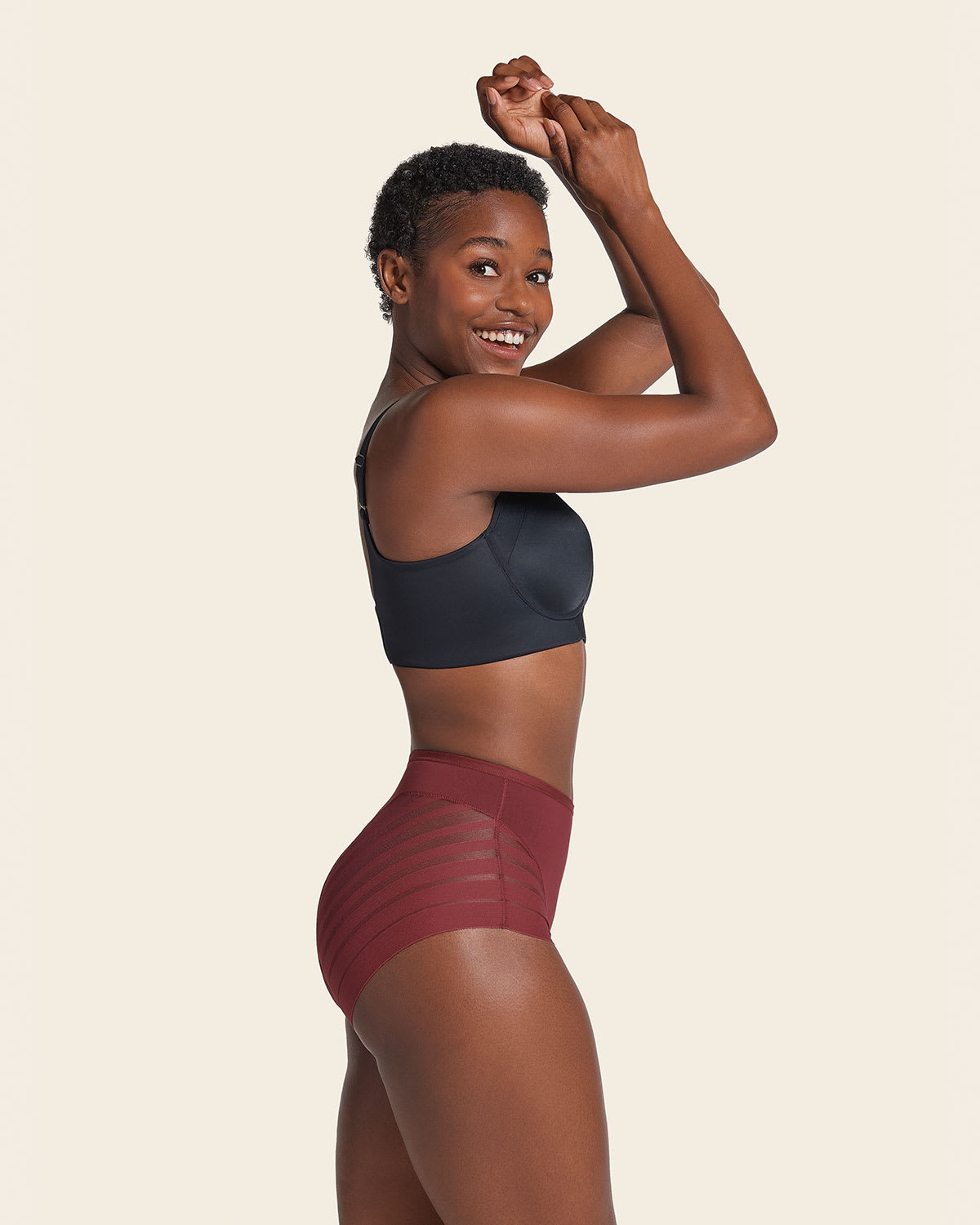Formless™ Lace Classic Shaper Panty