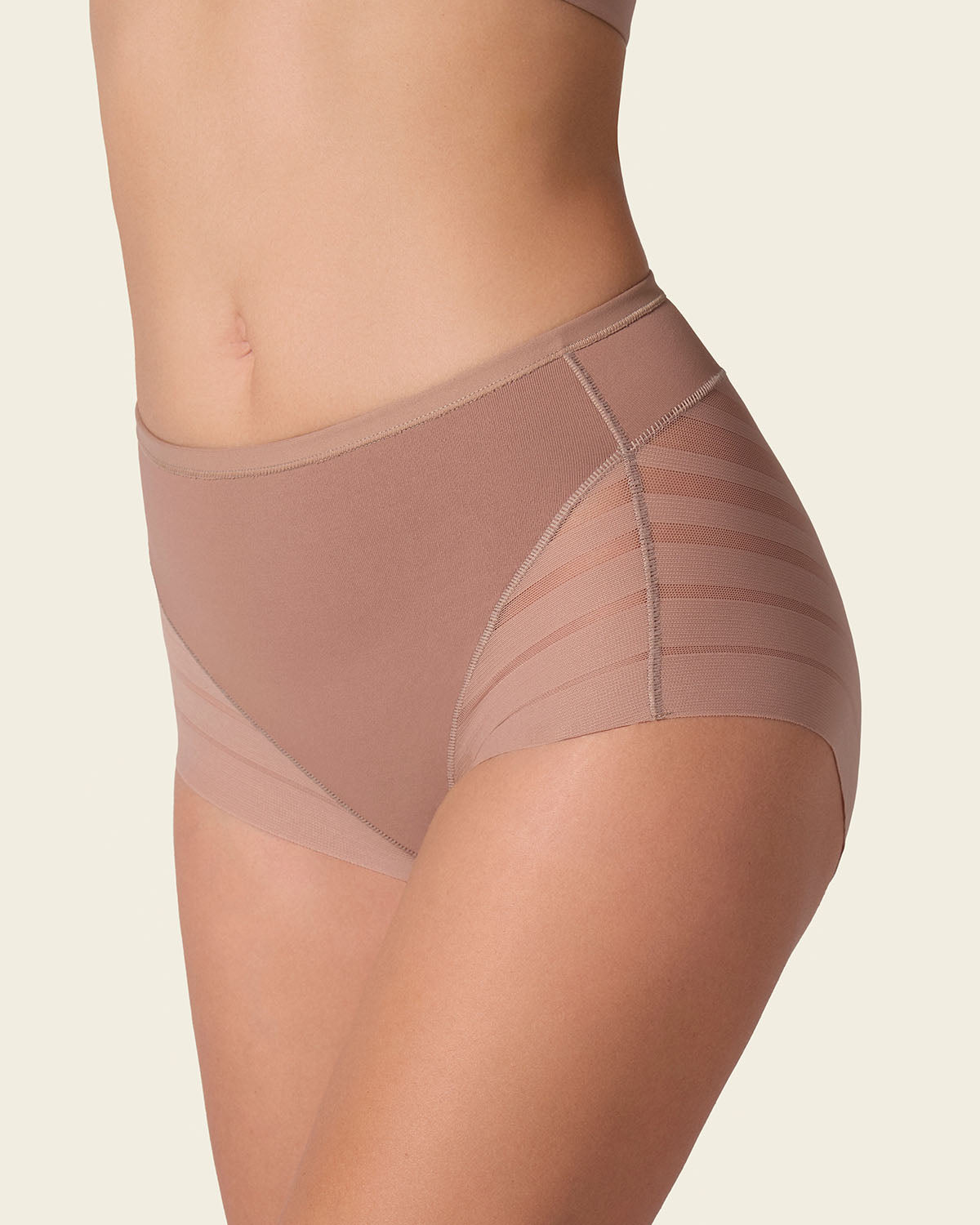 Formless™ Lace Classic Shaper Panty