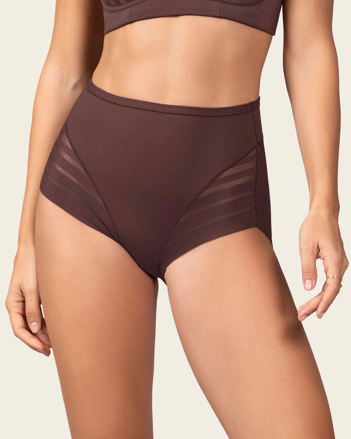 Formless™ Lace Classic Shaper Panty