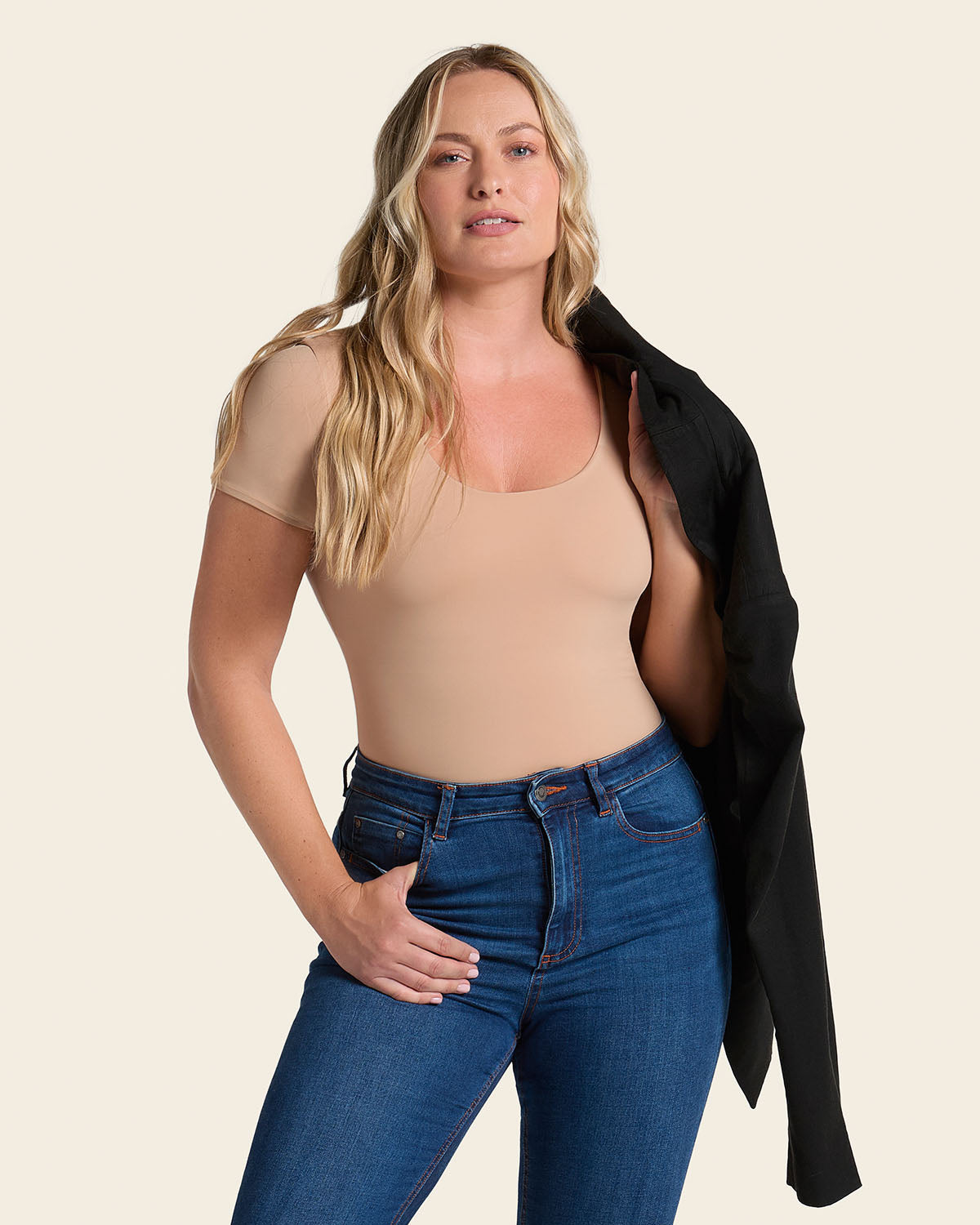 Formless™ Short Sleeve Round Neck Shaper Bodysuit
